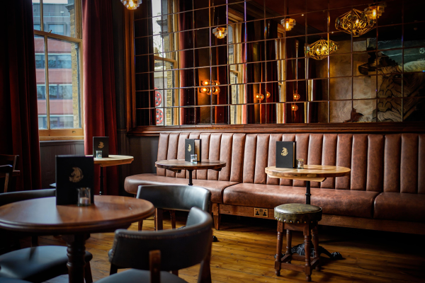 Shepherds Bush, Public House